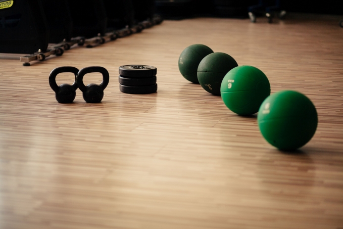weights-and-medicine-ball-fitness-background-ynnuqlj