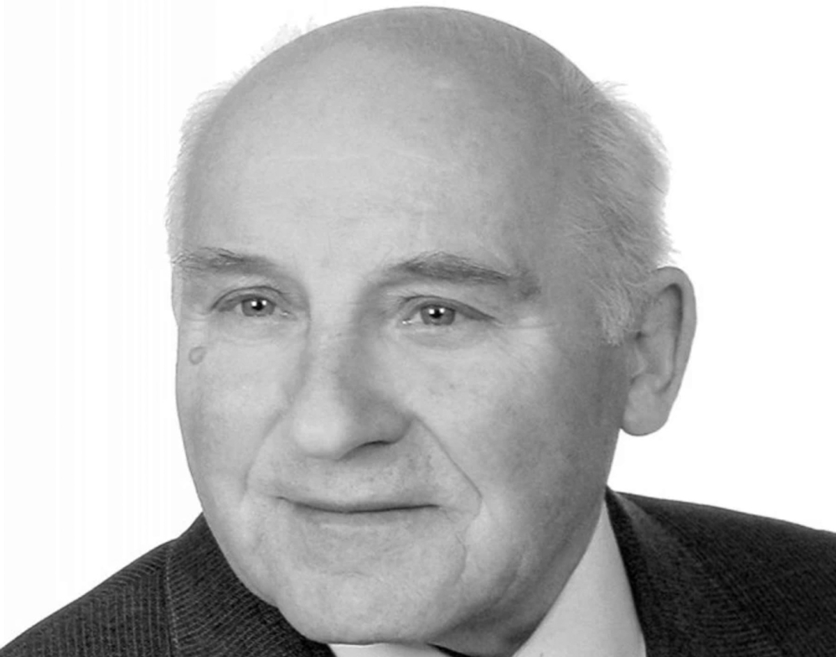 350314_1444562273_91633600-2