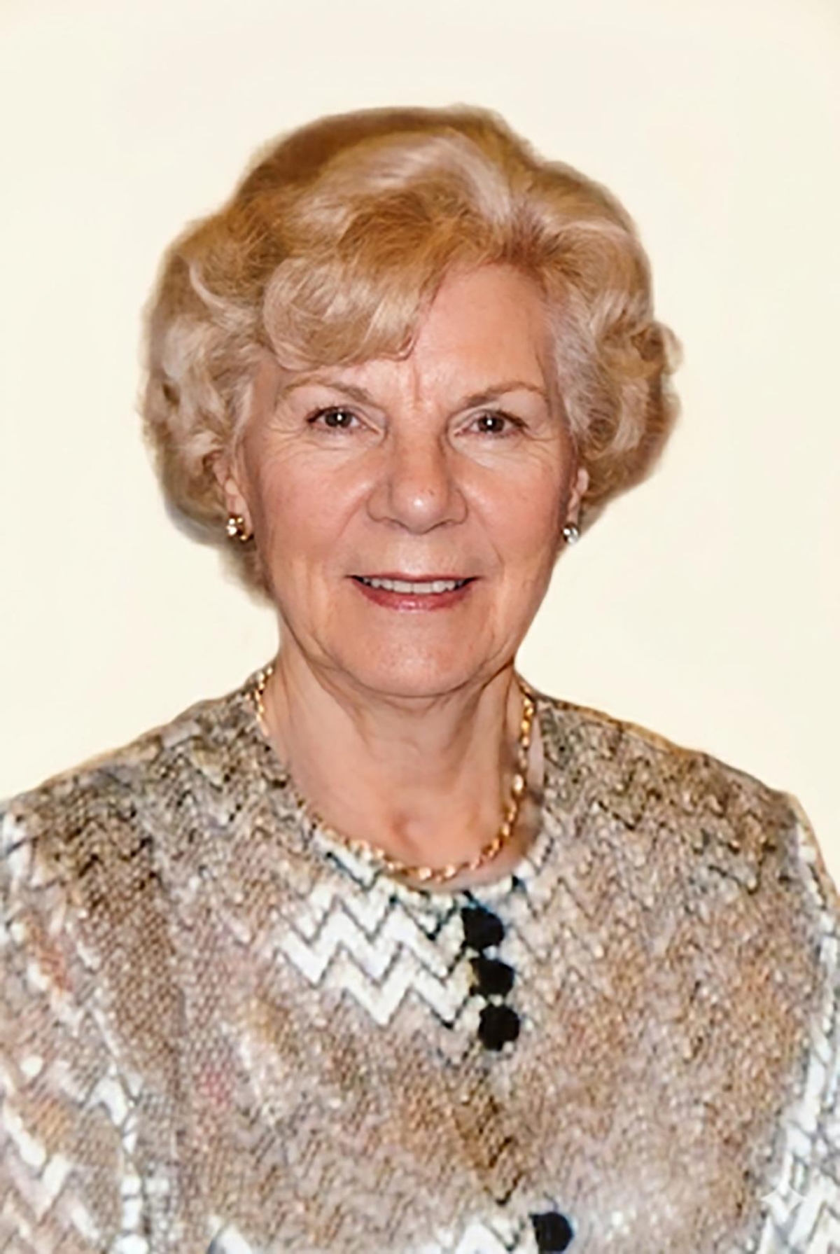 portret_whatsapp_image_2026-03-31_at_09.38.55