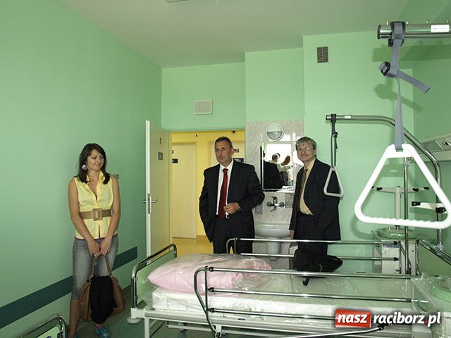 Zdjęcie w galerii na portalu naszraciborz.pl: Dyrektor NFZ w raciborskim szpitalu wiadomości z regionu