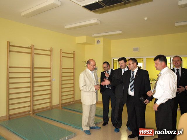 Zdjęcie w galerii na portalu naszraciborz.pl: Dyrektor NFZ w raciborskim szpitalu wiadomości z regionu