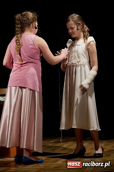 Zdjęcie w galerii na portalu naszraciborz.pl: Raciborskie Studio Baśni przedstawiło Kopciuszka wiadomości z regionu