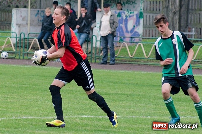 Zdjęcie w galerii na portalu naszraciborz.pl: Płonia - Raszczyce: Pogrom przy Wyszyńskiego wiadomości z regionu