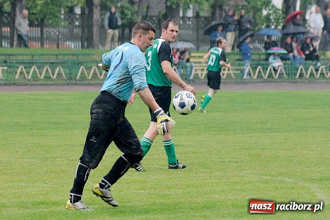 Zdjęcie w galerii na portalu naszraciborz.pl: Płonia - Raszczyce: Pogrom przy Wyszyńskiego wiadomości z regionu