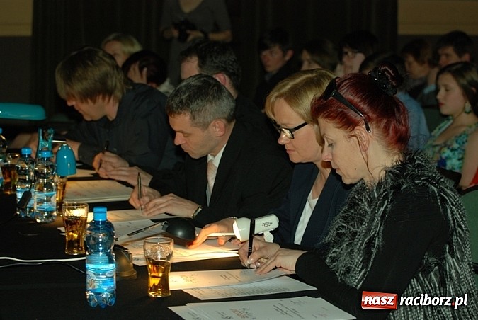 Zdjęcie w galerii na portalu naszraciborz.pl: Natalia Sroka wyśpiewała I miejsce wiadomości z regionu