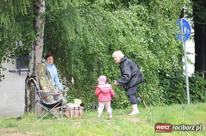 Zdjęcie w galerii na portalu naszraciborz.pl: Wędkarski Dzień Dziecka na Trzecioku wiadomości z regionu