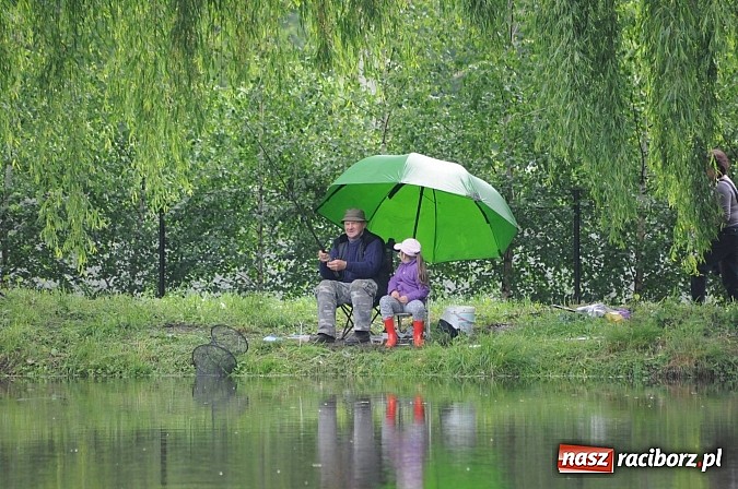 Zdjęcie w galerii na portalu naszraciborz.pl: Wędkarski Dzień Dziecka na Trzecioku wiadomości z regionu