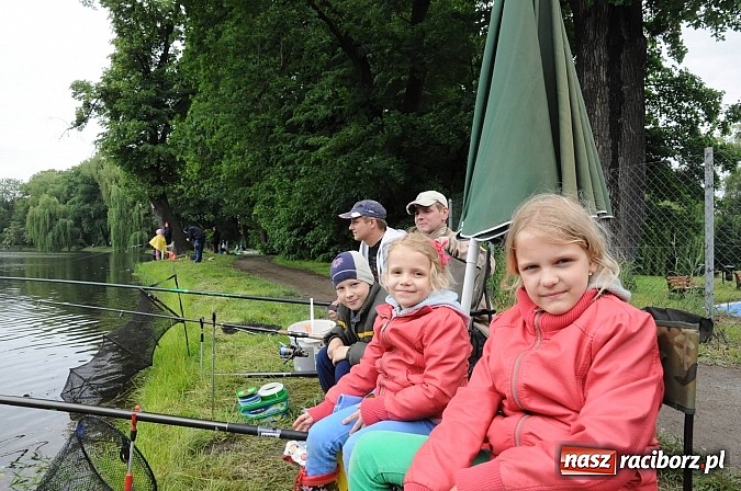 Zdjęcie w galerii na portalu naszraciborz.pl: Wędkarski Dzień Dziecka na Trzecioku wiadomości z regionu