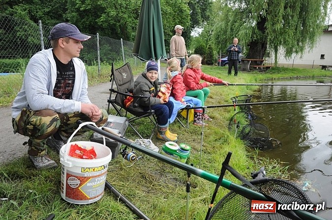 Zdjęcie w galerii na portalu naszraciborz.pl: Wędkarski Dzień Dziecka na Trzecioku wiadomości z regionu