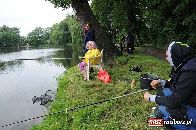 Zdjęcie w galerii na portalu naszraciborz.pl: Wędkarski Dzień Dziecka na Trzecioku wiadomości z regionu