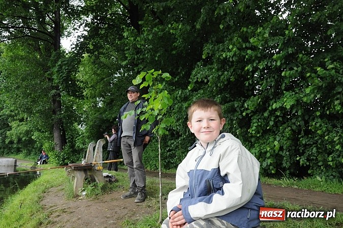 Zdjęcie w galerii na portalu naszraciborz.pl: Wędkarski Dzień Dziecka na Trzecioku wiadomości z regionu