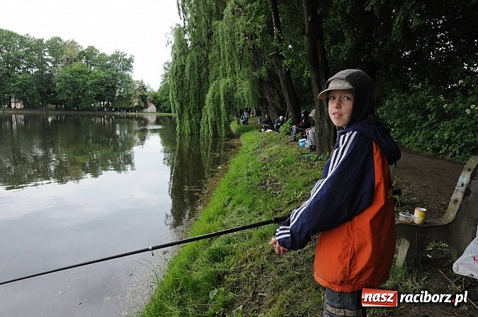 Zdjęcie w galerii na portalu naszraciborz.pl: Wędkarski Dzień Dziecka na Trzecioku wiadomości z regionu