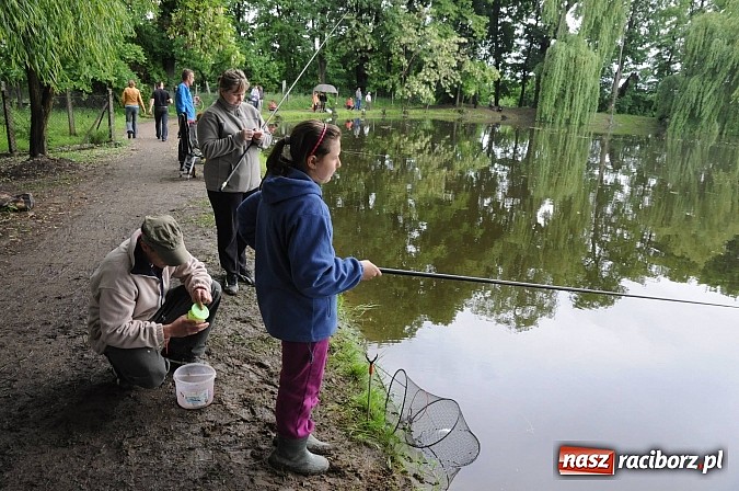 Zdjęcie w galerii na portalu naszraciborz.pl: Wędkarski Dzień Dziecka na Trzecioku wiadomości z regionu