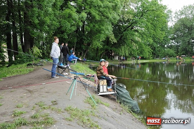 Zdjęcie w galerii na portalu naszraciborz.pl: Wędkarski Dzień Dziecka na Trzecioku wiadomości z regionu