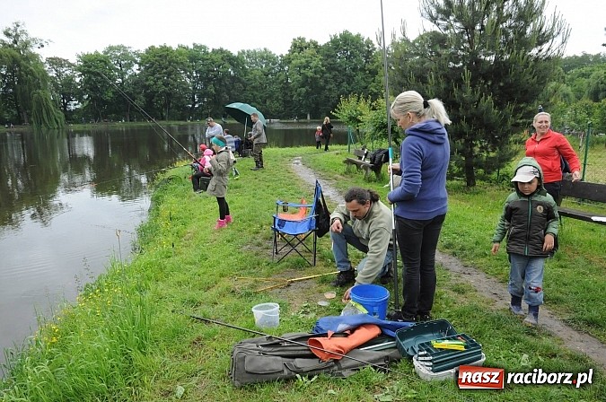 Zdjęcie w galerii na portalu naszraciborz.pl: Wędkarski Dzień Dziecka na Trzecioku wiadomości z regionu