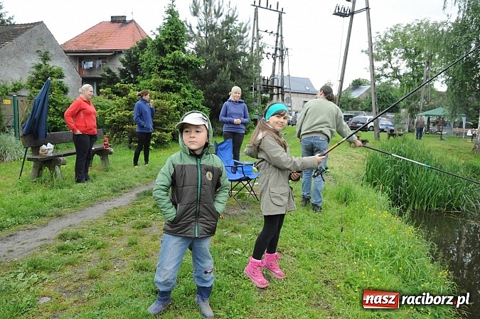 Zdjęcie w galerii na portalu naszraciborz.pl: Wędkarski Dzień Dziecka na Trzecioku wiadomości z regionu