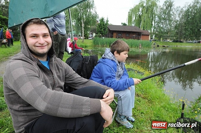 Zdjęcie w galerii na portalu naszraciborz.pl: Wędkarski Dzień Dziecka na Trzecioku wiadomości z regionu