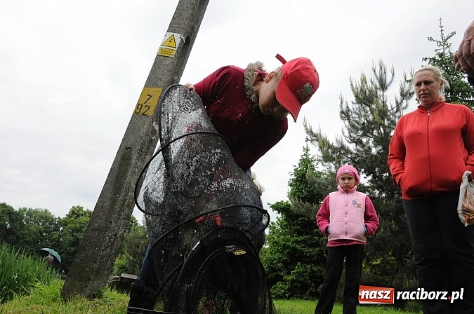 Zdjęcie w galerii na portalu naszraciborz.pl: Wędkarski Dzień Dziecka na Trzecioku wiadomości z regionu