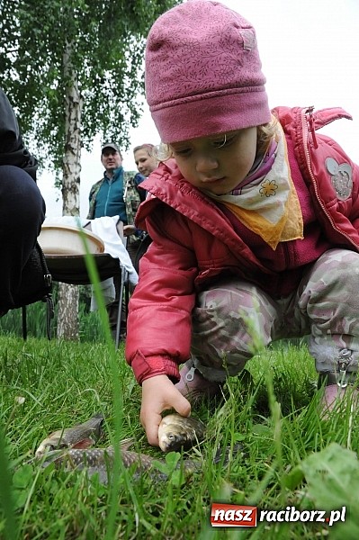 Zdjęcie w galerii na portalu naszraciborz.pl: Wędkarski Dzień Dziecka na Trzecioku wiadomości z regionu