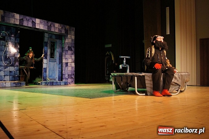 Zdjęcie w galerii na portalu naszraciborz.pl: Dzieci swoje święto spędziły w RCK wiadomości z regionu