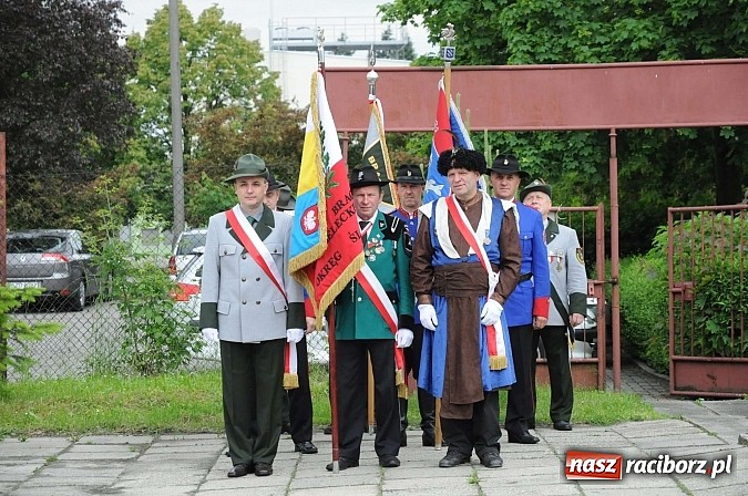 Zdjęcie w galerii na portalu naszraciborz.pl: Strzelanie królewskie 2013. Kazimierz Domasik nowym raciborskim królem kurkowym wiadomości z regionu