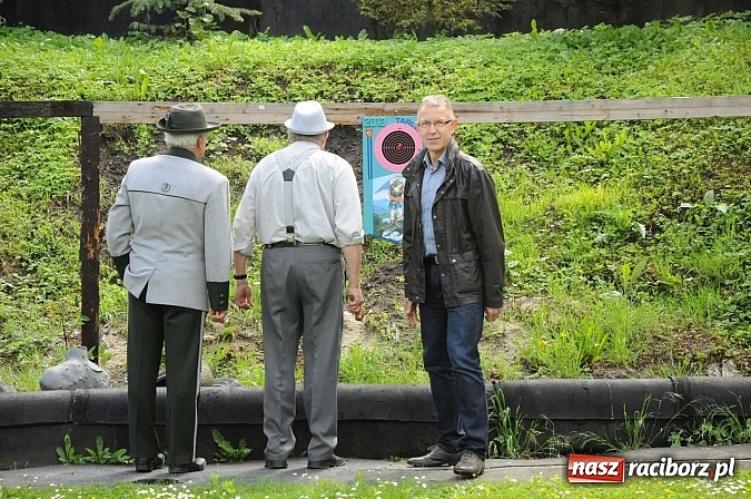 Zdjęcie w galerii na portalu naszraciborz.pl: Strzelanie królewskie 2013. Kazimierz Domasik nowym raciborskim królem kurkowym wiadomości z regionu