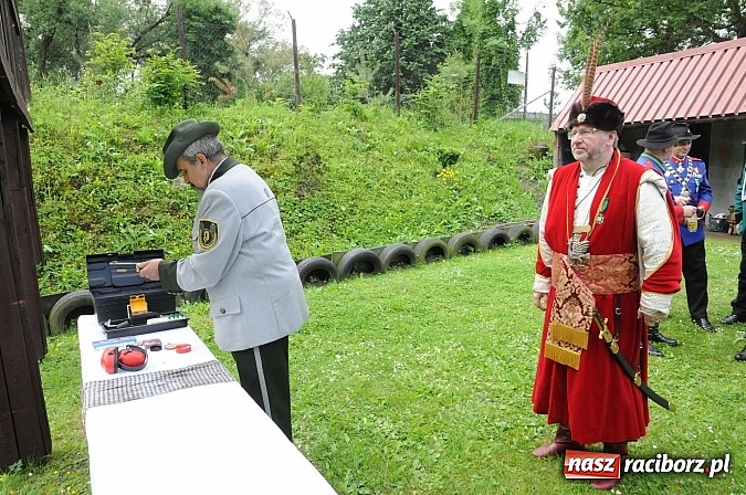 Zdjęcie w galerii na portalu naszraciborz.pl: Strzelanie królewskie 2013. Kazimierz Domasik nowym raciborskim królem kurkowym wiadomości z regionu
