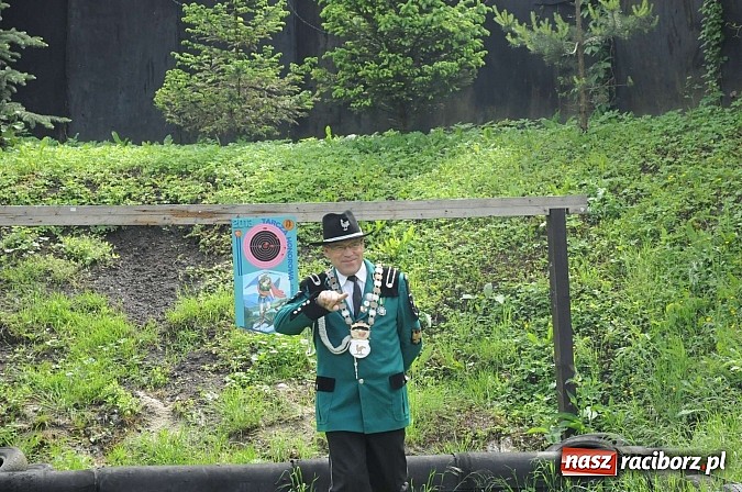 Zdjęcie w galerii na portalu naszraciborz.pl: Strzelanie królewskie 2013. Kazimierz Domasik nowym raciborskim królem kurkowym wiadomości z regionu