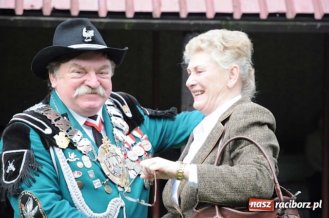 Zdjęcie w galerii na portalu naszraciborz.pl: Strzelanie królewskie 2013. Kazimierz Domasik nowym raciborskim królem kurkowym wiadomości z regionu