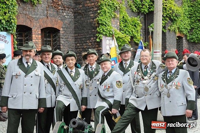 Zdjęcie w galerii na portalu naszraciborz.pl: Strzelanie królewskie 2013. Kazimierz Domasik nowym raciborskim królem kurkowym wiadomości z regionu