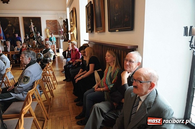Zdjęcie w galerii na portalu naszraciborz.pl: Strzelanie królewskie 2013. Kazimierz Domasik nowym raciborskim królem kurkowym wiadomości z regionu