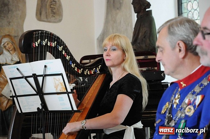 Zdjęcie w galerii na portalu naszraciborz.pl: Strzelanie królewskie 2013. Kazimierz Domasik nowym raciborskim królem kurkowym wiadomości z regionu
