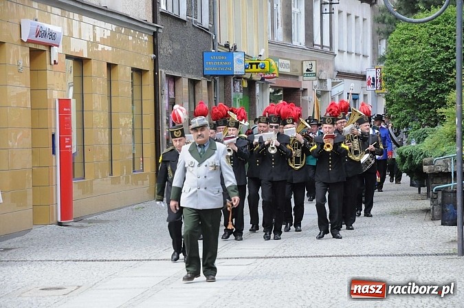 Zdjęcie w galerii na portalu naszraciborz.pl: Strzelanie królewskie 2013. Kazimierz Domasik nowym raciborskim królem kurkowym wiadomości z regionu