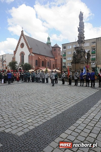 Zdjęcie w galerii na portalu naszraciborz.pl: Strzelanie królewskie 2013. Kazimierz Domasik nowym raciborskim królem kurkowym wiadomości z regionu