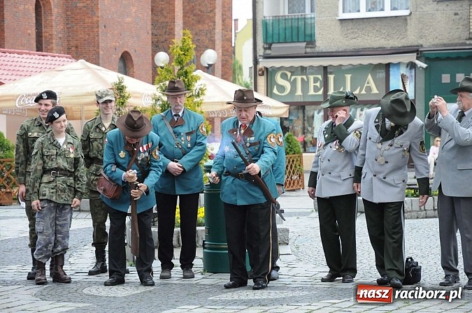 Zdjęcie w galerii na portalu naszraciborz.pl: Strzelanie królewskie 2013. Kazimierz Domasik nowym raciborskim królem kurkowym wiadomości z regionu