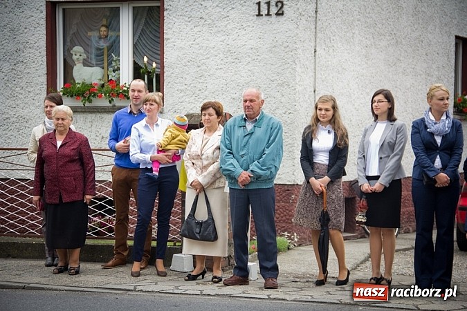 Zdjęcie w galerii na portalu naszraciborz.pl: Prymicje ks. Tomasza Kozy SDS w Sudole wiadomości z regionu
