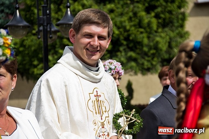 Zdjęcie w galerii na portalu naszraciborz.pl: Prymicje ks. Tomasza Kozy SDS w Sudole wiadomości z regionu