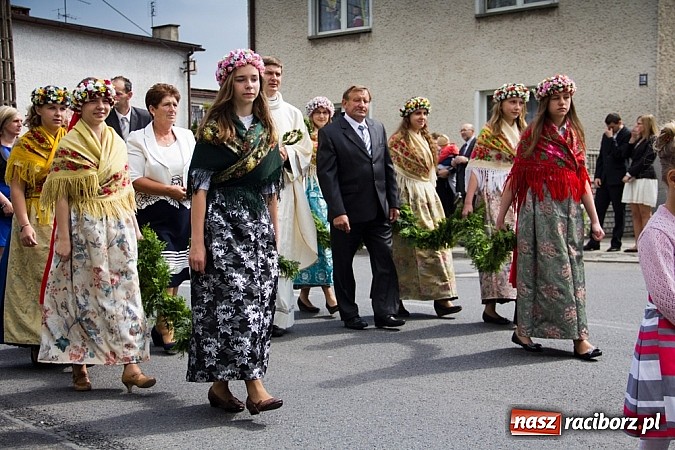 Zdjęcie w galerii na portalu naszraciborz.pl: Prymicje ks. Tomasza Kozy SDS w Sudole wiadomości z regionu