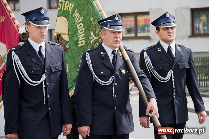 Zdjęcie w galerii na portalu naszraciborz.pl: Prymicje ks. Tomasza Kozy SDS w Sudole wiadomości z regionu