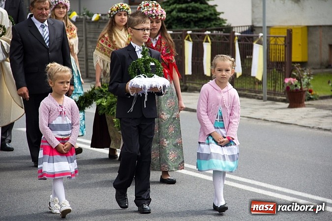 Zdjęcie w galerii na portalu naszraciborz.pl: Prymicje ks. Tomasza Kozy SDS w Sudole wiadomości z regionu