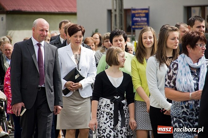 Zdjęcie w galerii na portalu naszraciborz.pl: Prymicje ks. Tomasza Kozy SDS w Sudole wiadomości z regionu