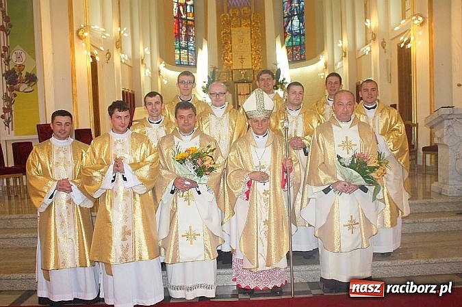 Zdjęcie w galerii na portalu naszraciborz.pl: Prymicje ks. Tomasza Kozy SDS w Sudole wiadomości z regionu