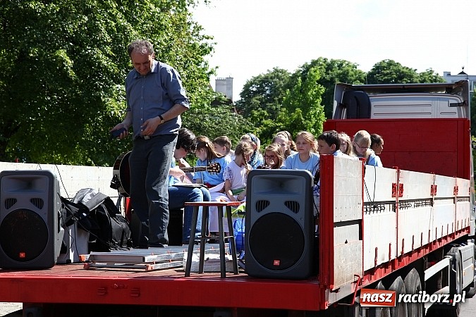 Zdjęcie w galerii na portalu naszraciborz.pl: Raciborski Marsz dla Życia i Rodziny wiadomości z regionu