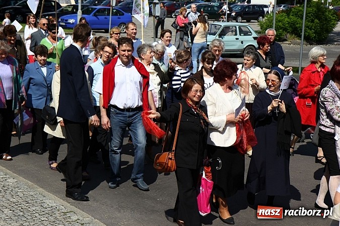 Zdjęcie w galerii na portalu naszraciborz.pl: Raciborski Marsz dla Życia i Rodziny wiadomości z regionu