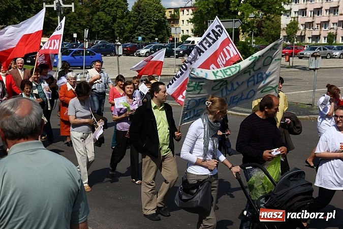 Zdjęcie w galerii na portalu naszraciborz.pl: Raciborski Marsz dla Życia i Rodziny wiadomości z regionu