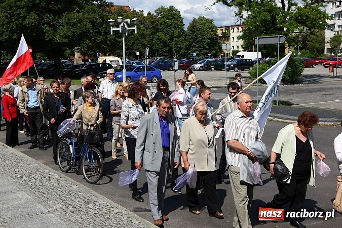 Zdjęcie w galerii na portalu naszraciborz.pl: Raciborski Marsz dla Życia i Rodziny wiadomości z regionu