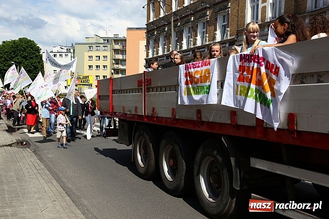 Zdjęcie w galerii na portalu naszraciborz.pl: Raciborski Marsz dla Życia i Rodziny wiadomości z regionu