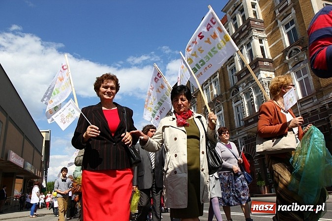 Zdjęcie w galerii na portalu naszraciborz.pl: Raciborski Marsz dla Życia i Rodziny wiadomości z regionu