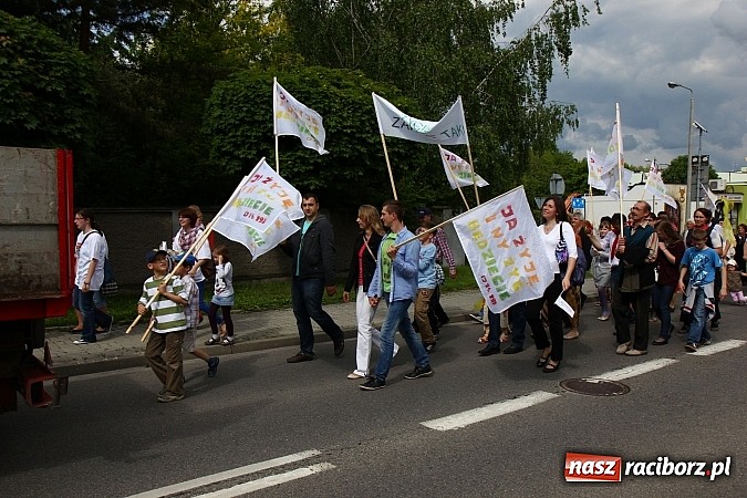 Zdjęcie w galerii na portalu naszraciborz.pl: Raciborski Marsz dla Życia i Rodziny wiadomości z regionu