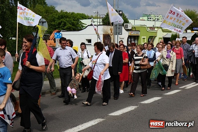 Zdjęcie w galerii na portalu naszraciborz.pl: Raciborski Marsz dla Życia i Rodziny wiadomości z regionu